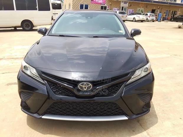 Toyota Camry XSE V6 (3.5L V6 8A) 2019 Black