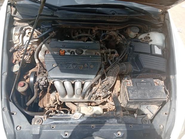 Honda Accord 2003 White