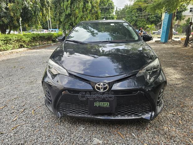 Toyota Corolla 2014 Black