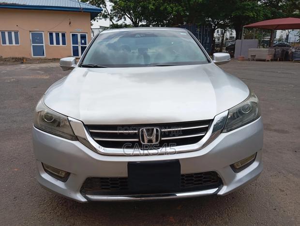 Honda Accord 2015 Silver