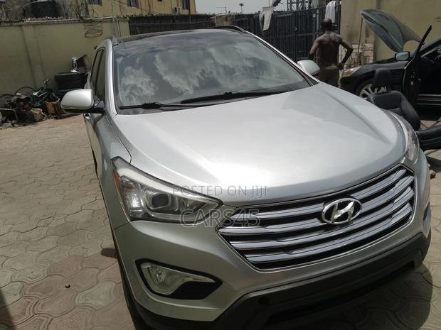 Hyundai Santa Fe 2016 Silver