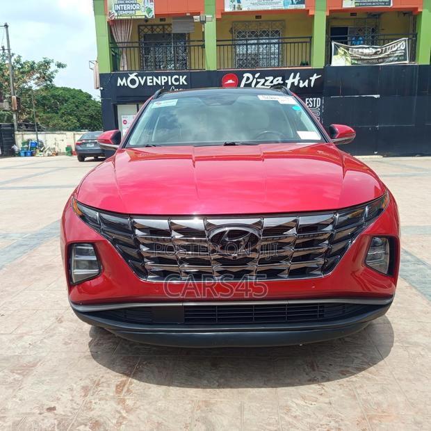 Hyundai Tucson 2023 Red