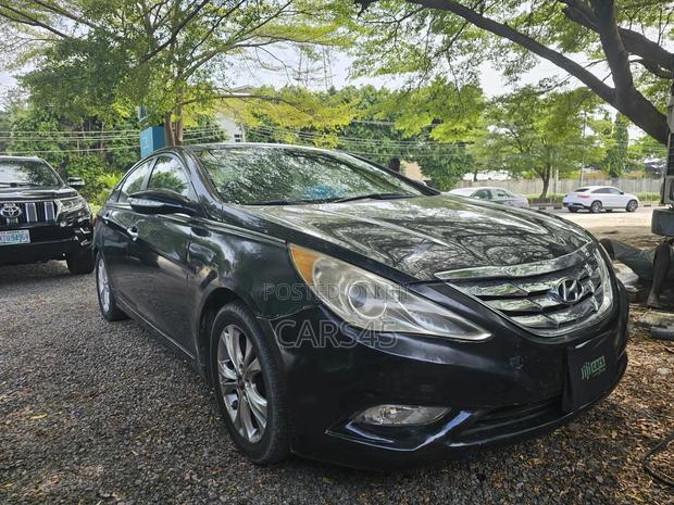 Hyundai Sonata 2012 Black