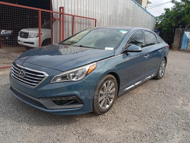 Hyundai Sonata 2016 Blue