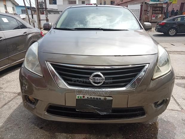 Nissan Almera 2015 Gray