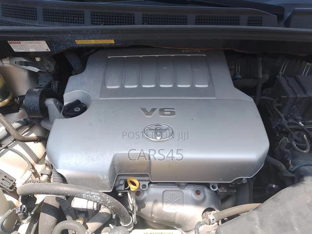 Toyota Sienna 2008 Gold