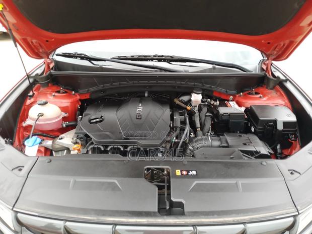 Hyundai Tucson 2022 Red