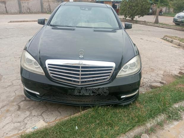 Mercedes-Benz S-Class 2010 Black