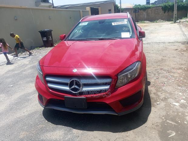 Mercedes-Benz GLA 250 2015 Red