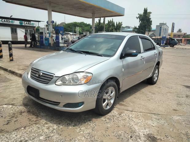 Toyota Corolla 2005 Silver