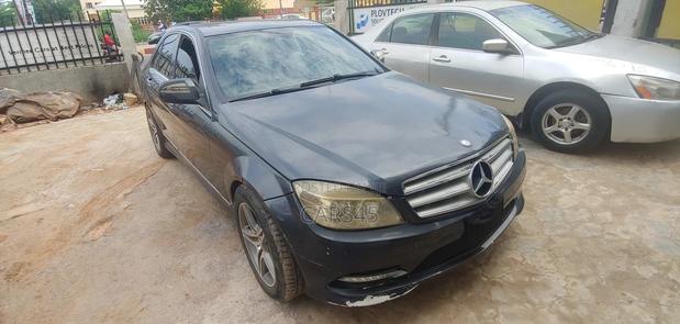 Mercedes-Benz C300 2008 Gray