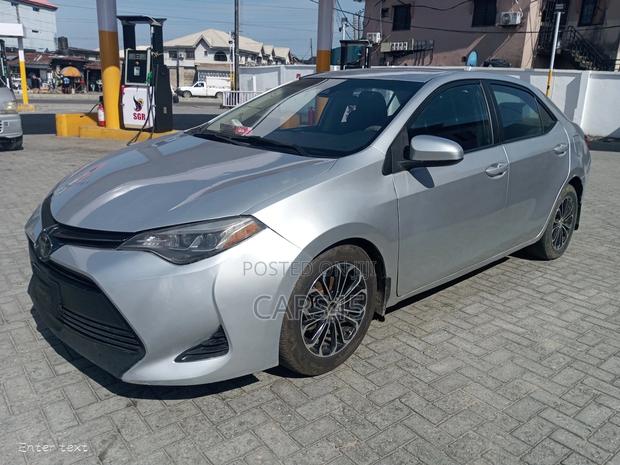 Toyota Corolla 2019 Silver