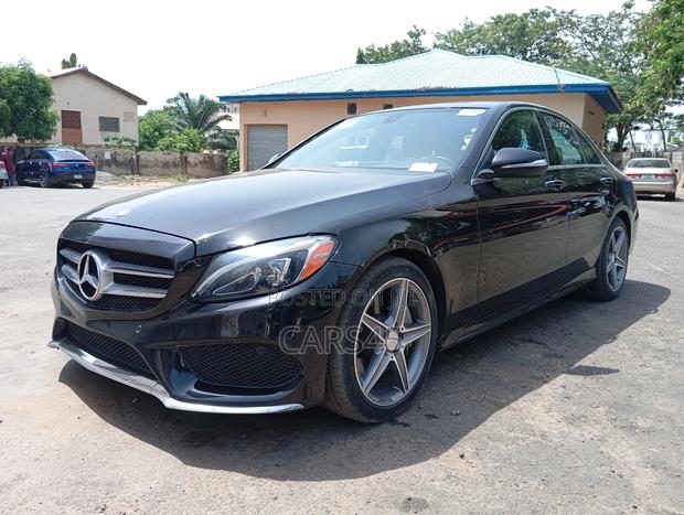 Mercedes-Benz C400 2015 Black