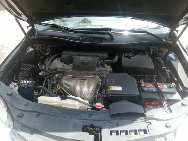 Toyota Camry LE 4dr Sedan (2.5L 4cyl 6A) 2016 Blue