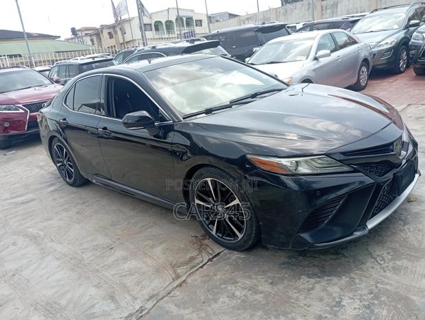 Toyota Camry 2018 Black
