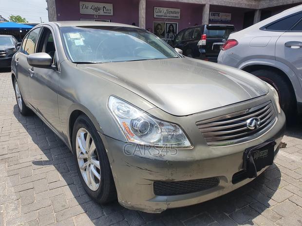 Infiniti G 2009 Gray