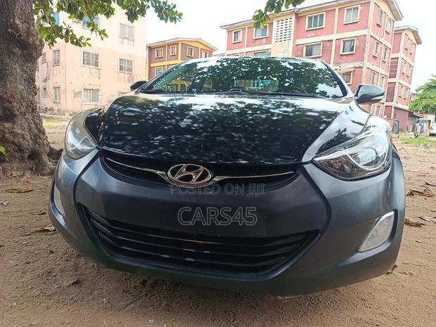 Hyundai Elantra 2013 Black