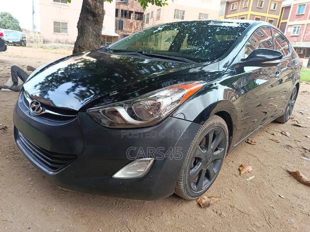 Hyundai Elantra 2013 Black