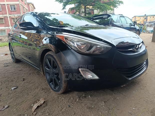 Hyundai Elantra 2013 Black