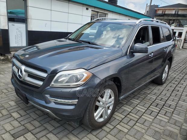 Mercedes-Benz GL-Class 2013 Blue