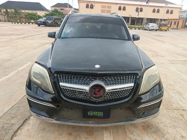 Mercedes-Benz GLK-Class 2010 Black