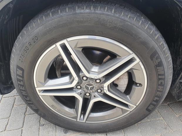 Mercedes-Benz GLE-Class 2021 Black
