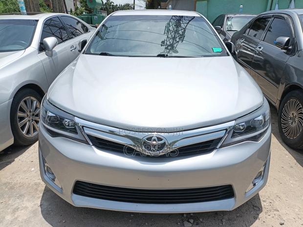 Toyota Camry 2014 Silver