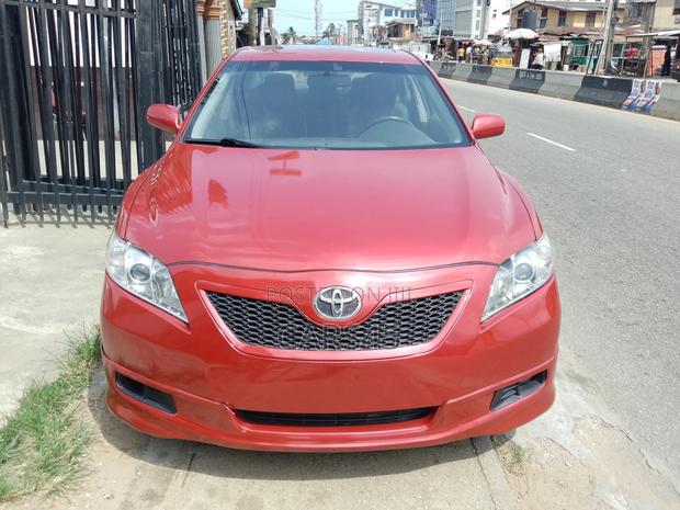 Toyota Camry 2009 Red