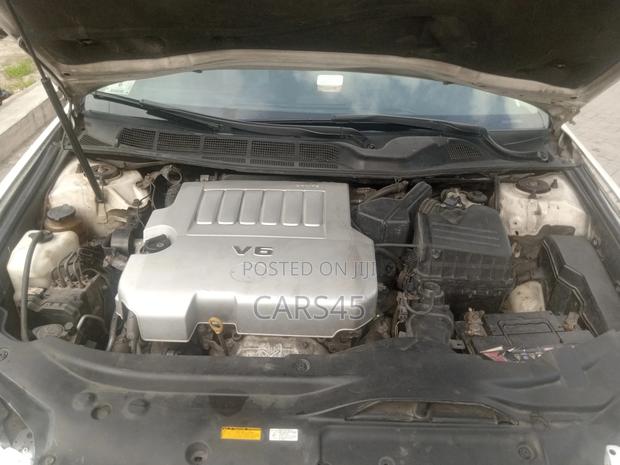 Toyota Avalon 2008 White