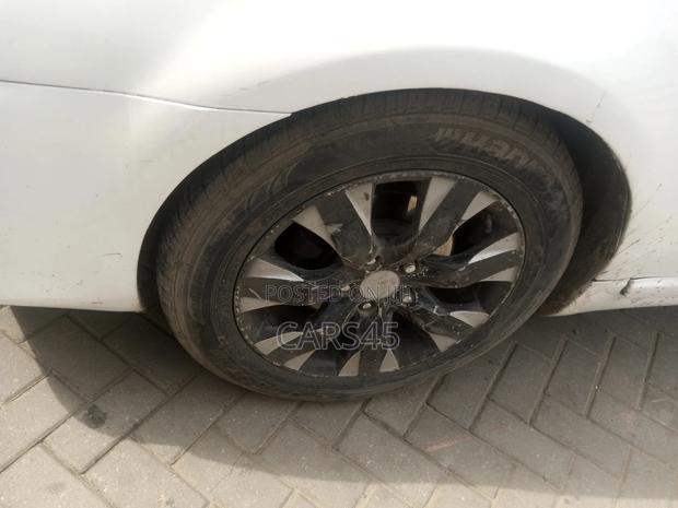 Toyota Avalon 2008 White