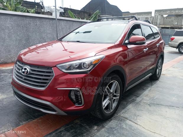 Hyundai Santa Fe 2017 Red