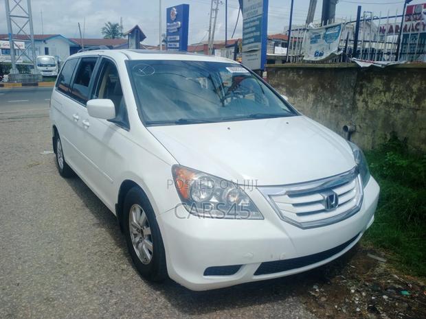 Honda Odyssey 2010 White