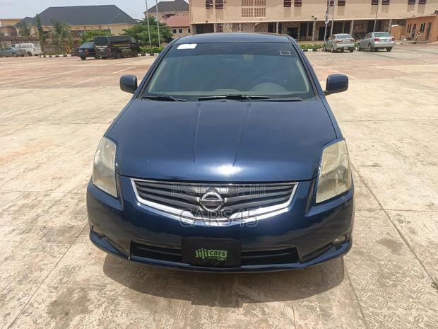 Nissan Sentra 2010 Blue