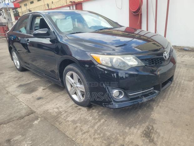 Toyota Camry 2014 Black