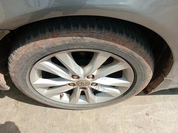 Toyota Camry 2006 Gray