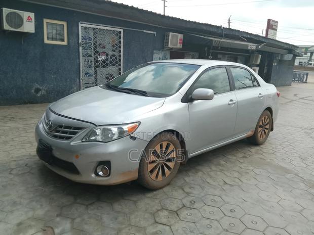 Toyota Corolla 2013 Silver