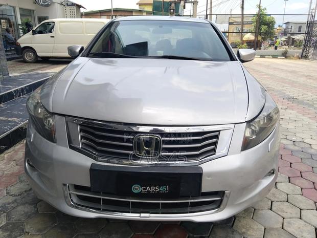 Honda Accord 2009 Silver