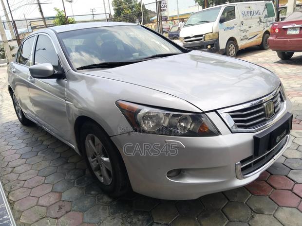 Honda Accord 2009 Silver