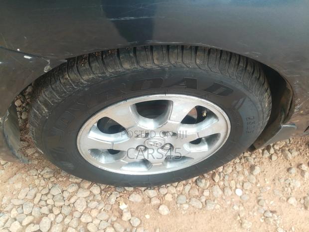 Toyota Yaris 2008 Gray