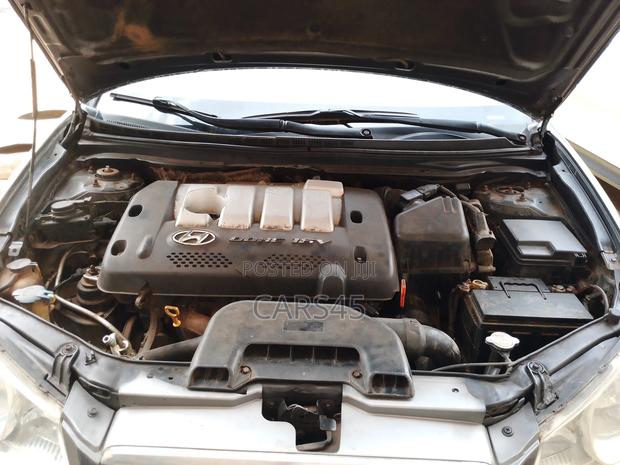 Hyundai Elantra 2008 Gray