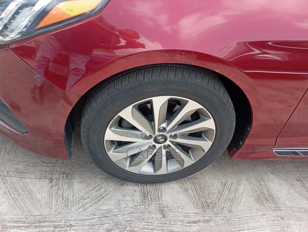 Hyundai Sonata 2016 Red
