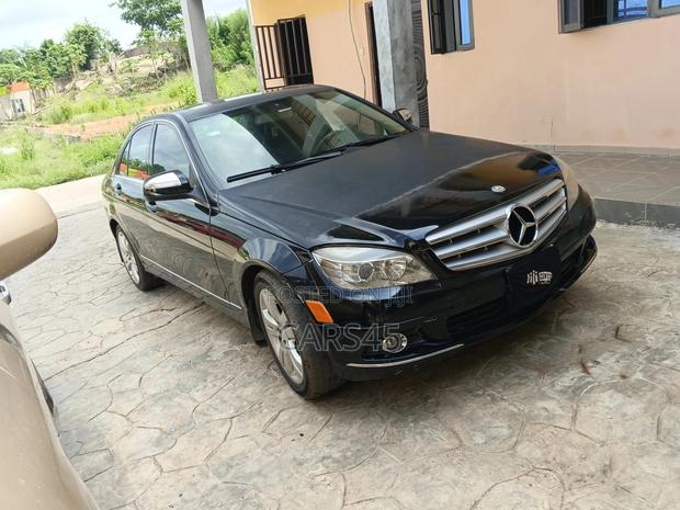 Mercedes-Benz C300 2008 Black
