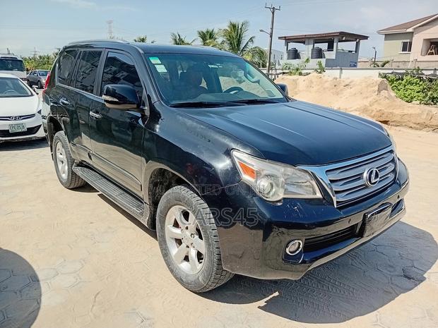 Lexus GX 2012 Black