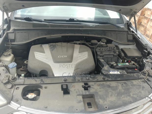 Hyundai Santa Fe 2016 Silver