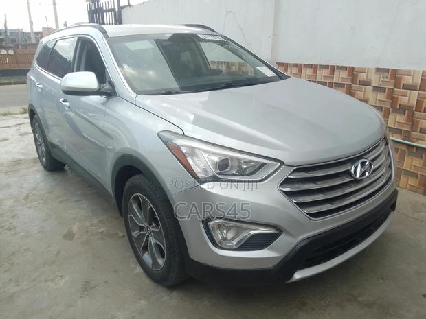 Hyundai Santa Fe 2016 Silver