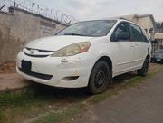 Toyota Sienna 2006 White for sale