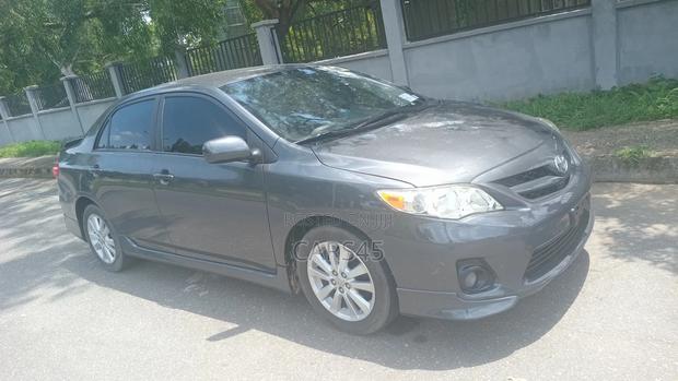 Toyota Corolla LE 4dr Sedan (1.8L 4cyl 4A) 2012 Gray