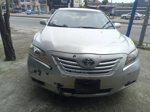 Toyota Camry 2007 Silver
