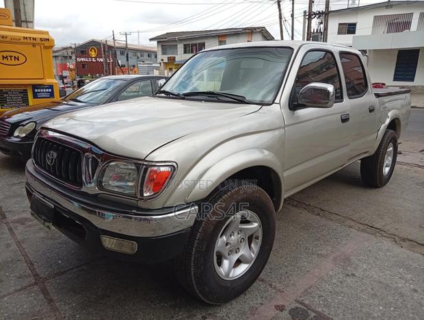 Toyota Tacoma 2003 Silver