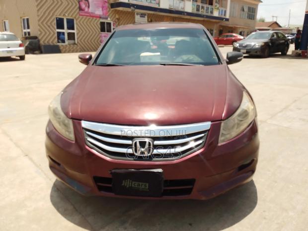 Honda Accord 2009 Red